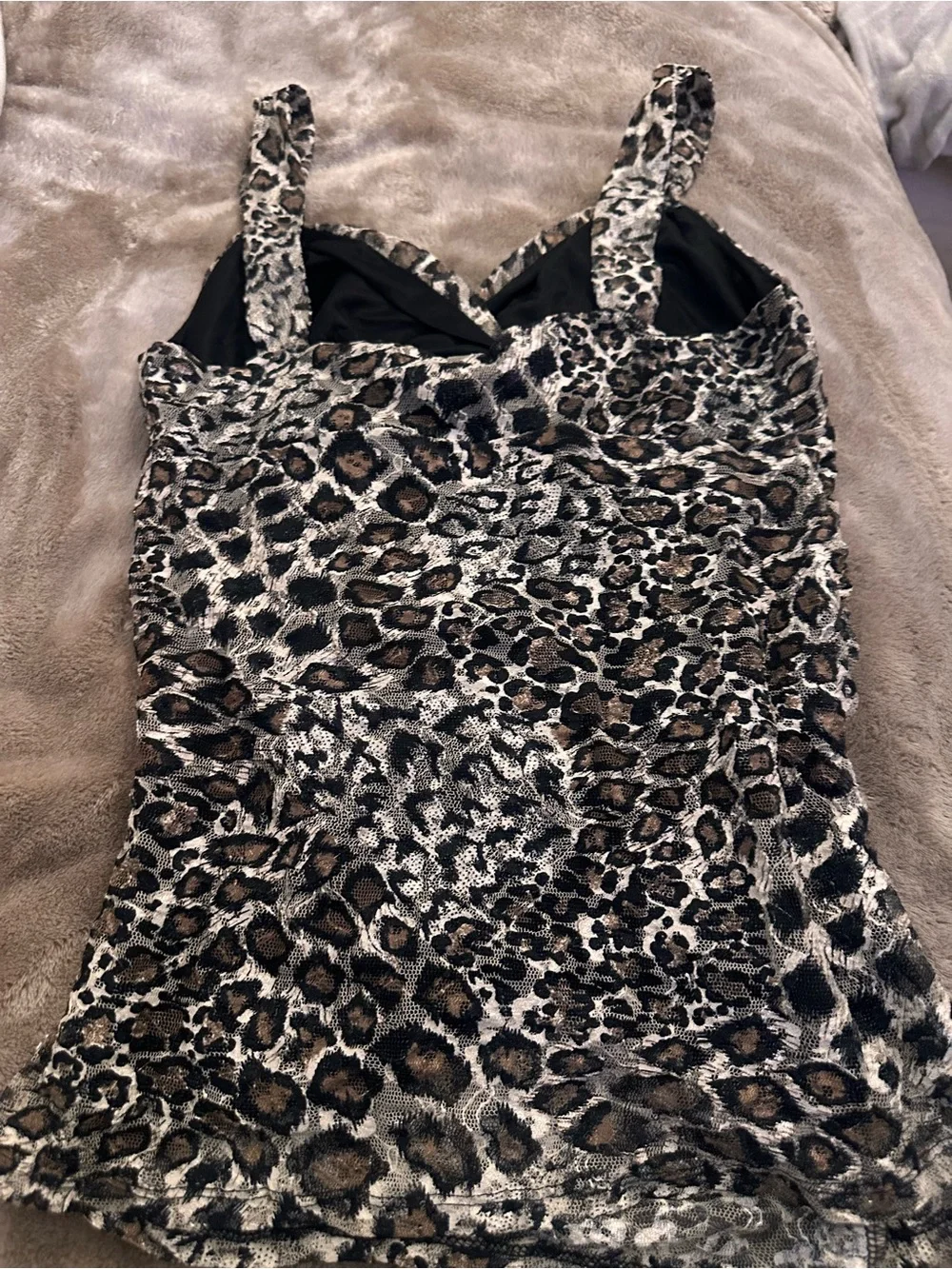Animal print vintage express ruched top